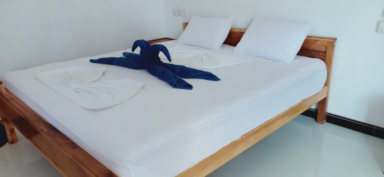 Surf & Arugambay فندق آروغام